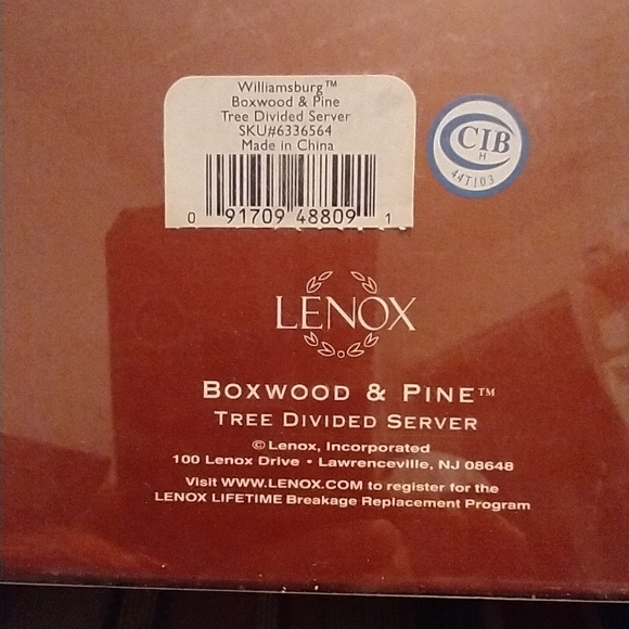 Lenox divided serving tray. Boxwood pine pattern. Great for Olives, pickles. - Picture 3 of 11